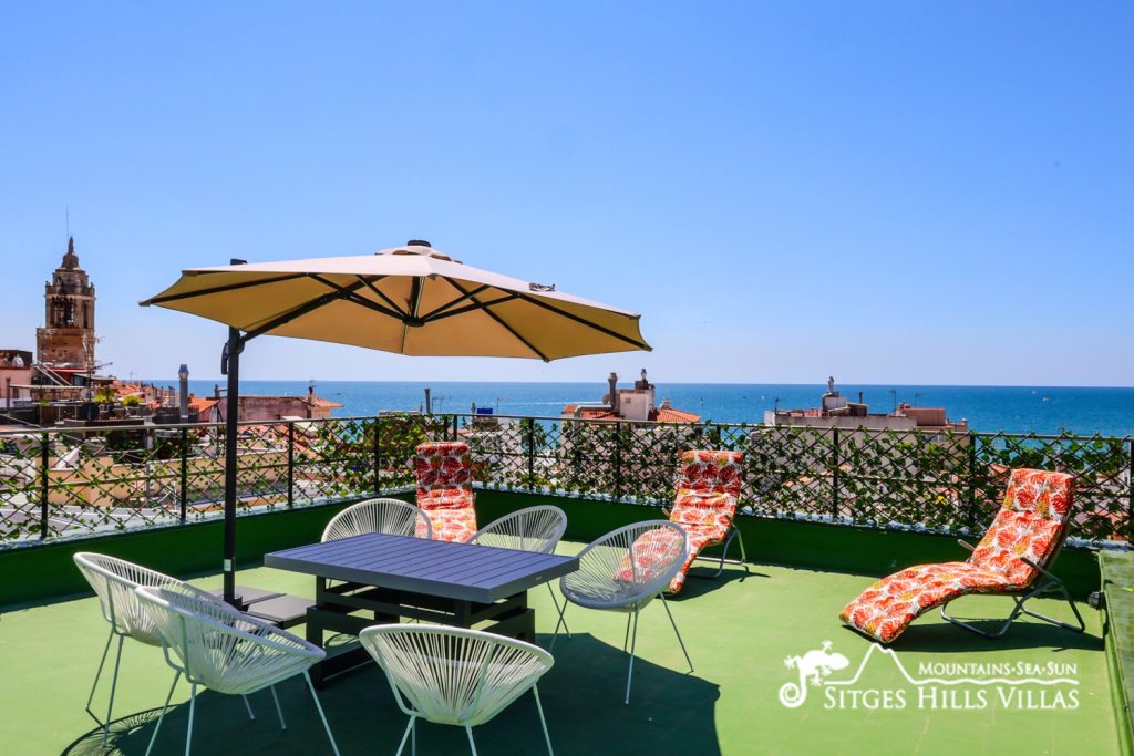 Experience Authentic Sitges in a Historic Townhouse with Stunning Rooftop Views